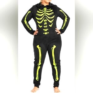 Nwt Hyde & EEK! 1 Piece Glow In The Dark Family Sleep Skeleton Pajamas Hooded